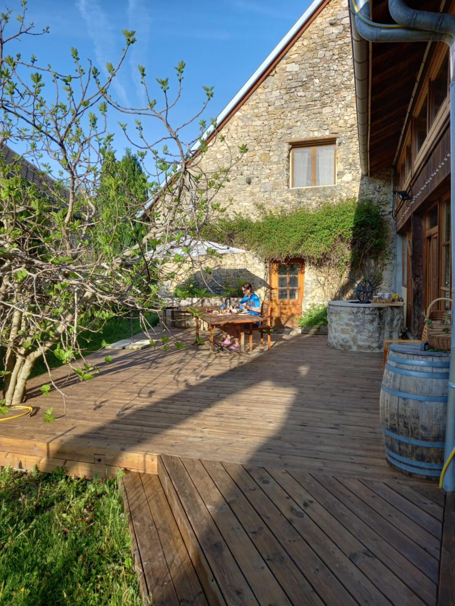 Champagne-en-Valromey Valreley, Chambres Et Table D'Hotes Eco-Friendly Avec Bain Nordique Au Sud Du Massif Du Jura المظهر الخارجي الصورة